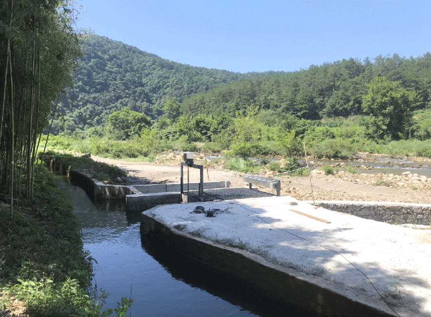 湖北远安长荣村灌溉渠